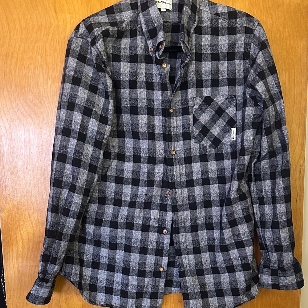 Ben Sherman Black and Gray Plaid Button-Down Shirt